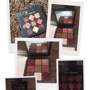 Huda Eyeshadow Palette
